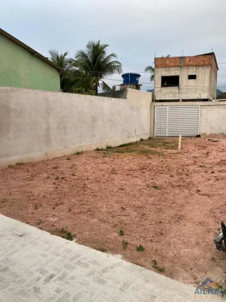 Imagem Casa Duplex com 03 Quartos à Venda em Praia de Santa Mônica - Guarapari/ES