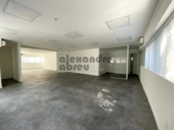 Imagem Sala comercial para locação na rua Tabapuã Itaim Bibi