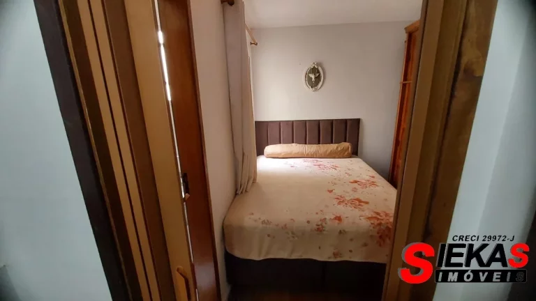 Imagem Imperdível casa à venda na Vila Ré, São Paulo-SP: 3 quartos, 1 suíte, 1 sala, 2 banheiros, 2 vagas, 70m²!