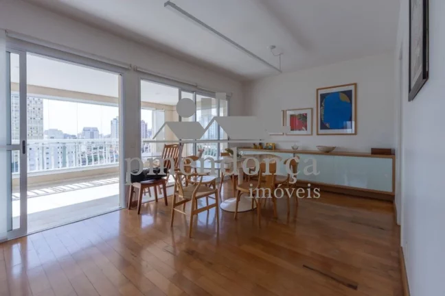 Imagem Apartamento a venda no Sumaré com 3 Quartos ( 2 suítes) e 3 vagas, 167 m²