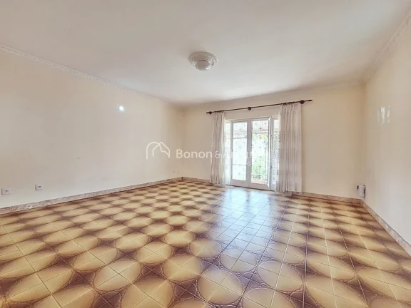 Imagem Casa a venda na Vila Nogueira em Campinas!!

Local próximo a lagoa do Taquaral, Shopping Dom Pedro,...