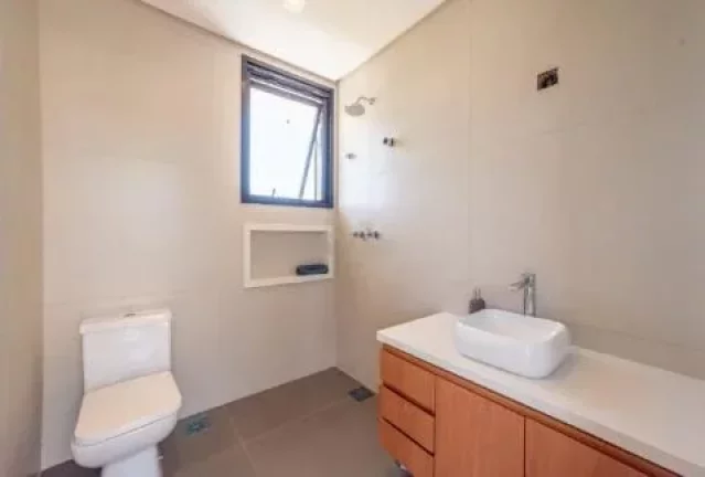 Imagem Casa em Condomínio com 5 dormitórios sendo 4 suites 340m²,