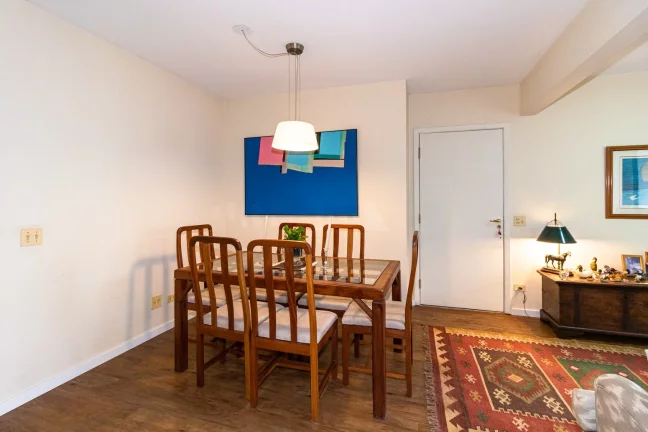 Imagem APARTAMENTO CAMPO BELO 110,00 M ÁREA ÚTIL 3 DORMITÓRIOS 1 DELES SUÍTE LAVABO SALA 3 AMBIENTES LAREIRA COZINHA AREA SERVIÇO 2 VAGAS PISCINA FITNESS