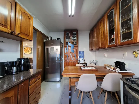 Imagem CENTRO - CASA ESPAÇOSA E CONFORTÁVEL