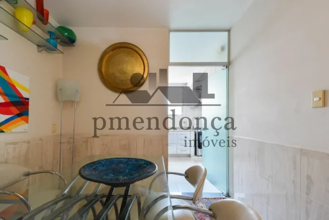 Imagem Apartamento Pinheiros, proximo Faria Lima, 3 domrts, 1 suite, 1 vaga