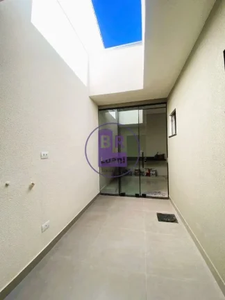 Imagem Linda casa nova a venda!