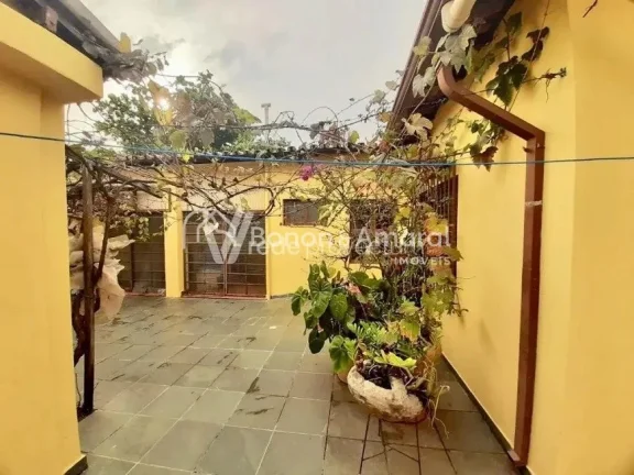 Imagem Casa térrea, com edícula, localizada no pitoresco Jardim Eulina, em Campinas! Com três quartos, s...