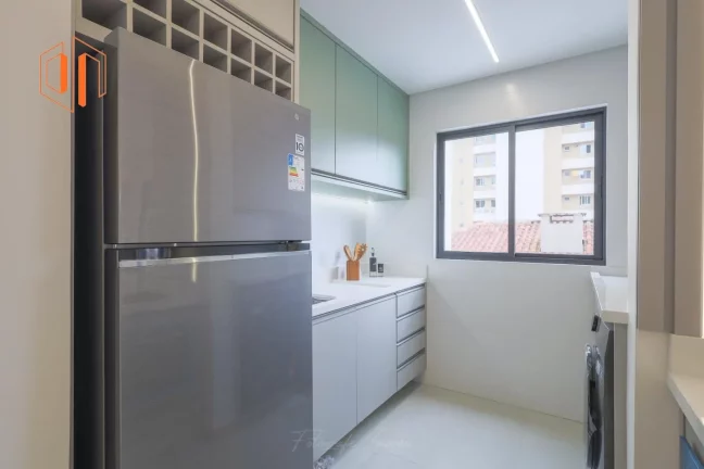 Imagem Apartamento para Venda em São José dos Pinhais, São Pedro, 3 dormitórios, 1 suíte, 2 banheiros, 1 vaga