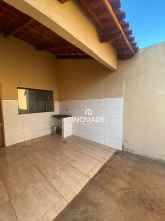 Imagem Casa com 2 dormitórios à venda, 80 m² por R$ 230.000,00 - Setor Dona Marolina - Itumbiara/GO