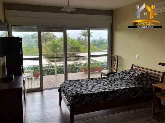 Imagem Casa à Venda na Associação Vila Santo Antonio – Granja Viana, Cotia | Batelli Imóveis