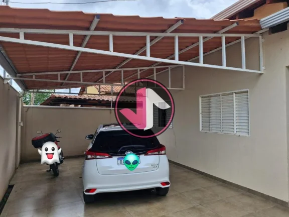 Imagem Casa Térrea à Venda  Centro Sul  Várzea Grande/MT Imóvel espaçoso, ideal para quem busca co...