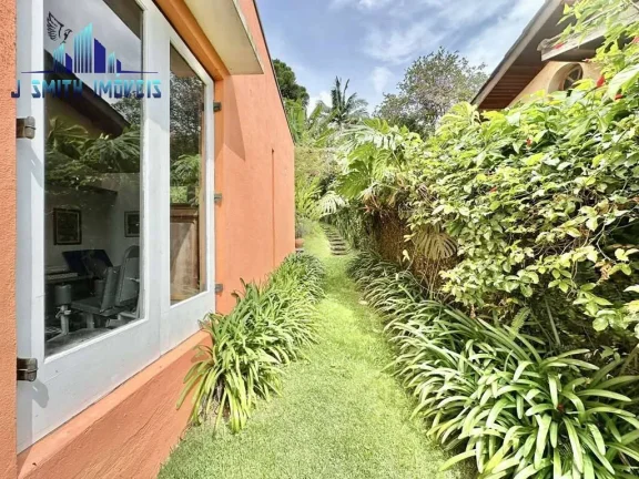 Imagem Casa integrada, com vista, árvores frutíferas no miolo da Granja Viana