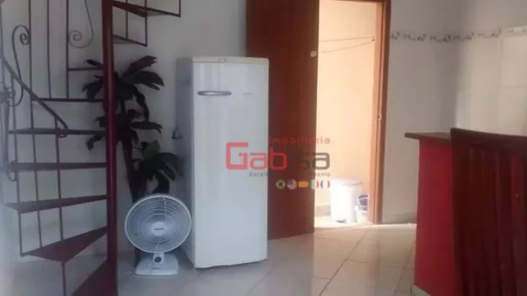 Imagem Condomínio com 7casas e kitnets à venda, 435 m² por R$ 900.000 - Parque Burle - Cabo Frio/RJ