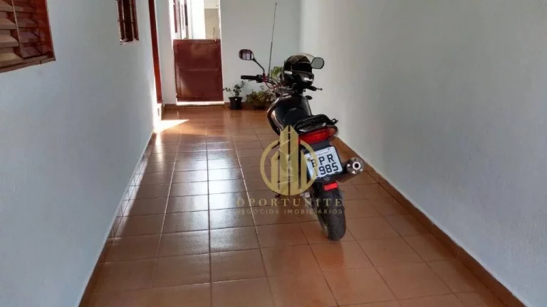 Imagem Casa com 3 dormitórios e edícula no Ipiranga à venda em Ribeirão Preto/SP