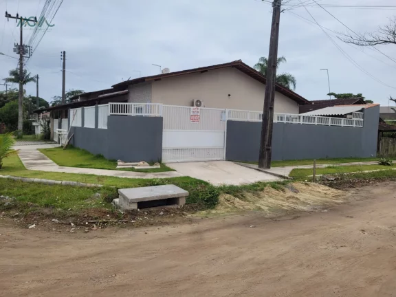 Imagem Casa com 2 quartos, sendo 01 suíte - Possível Financiamento bancário