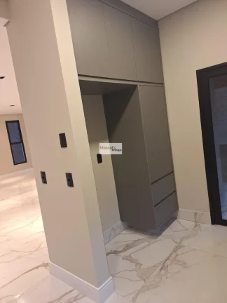 Imagem Casa de condomínio à venda, no Parque dos Alecrins, , com 4 quartos, 302m2