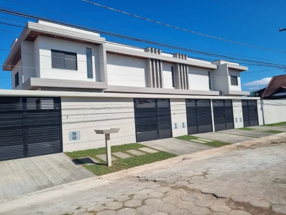 Imagem Casa Nova com fino acabamento com armários!!!