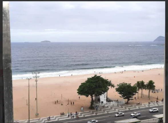 Imagem Apartamento todo reformado classe AA vista lateral mar e varanda