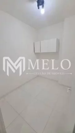 Imagem Oportunidade 2 quartos na torre todo reformado..