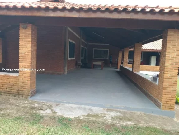 Imagem Chácara para Venda em Limeira, Bairro dos Pires, 2 dormitórios, 1 banheiro, 1 vaga