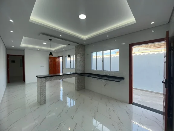 Imagem Casa para Venda em Mongaguá, Balneário Itaguai, 2 dormitórios, 1 suíte, 2 banheiros, 2 vagas