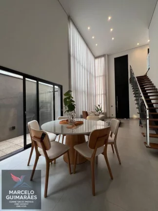 Imagem Casa no Residencial Boutique Guestier 3 Suítes completa em Armários e Lazer
