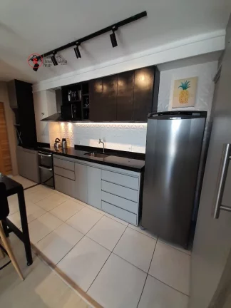 Imagem OPORTUNIDADE! APARTAMENTO NOVO A VENDA, MOBILIADO (PORTEIRA FECHADA), 3 DORMITÓRIOS, 1 SUÍTE, VARANDA, VAGA DE GARAGEM, ANDAR ALTO, VISTA LIVRE.
