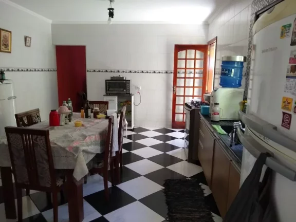 Imagem Sobrado com 2 dormitórios à venda, 186 m² por R$ 400.000,00 - Vila Figueira - Suzano/SP