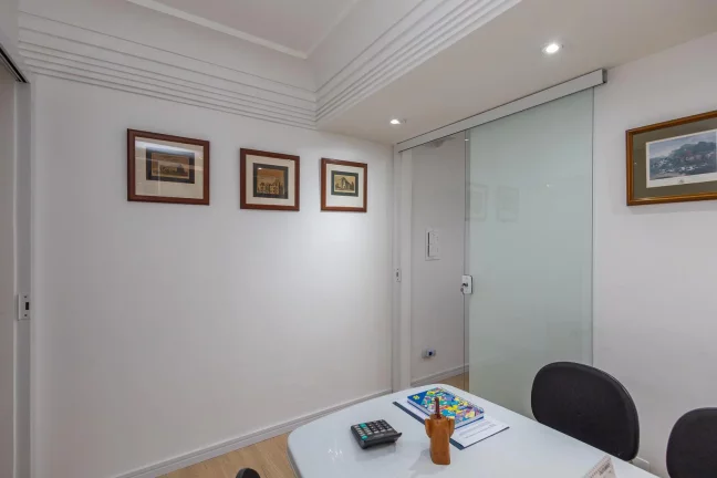 Imagem Sala comercial no Centro de Curitiba, PR