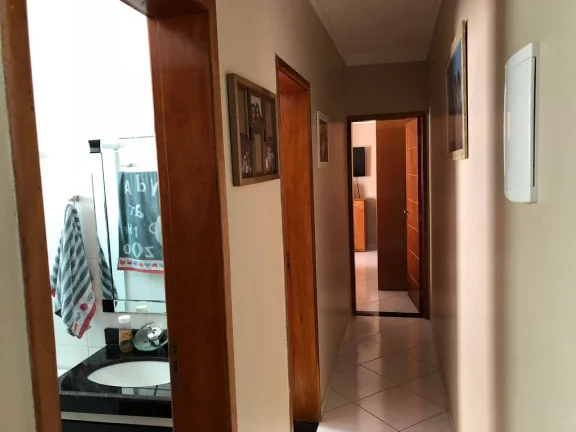Imagem Casa Maravilhosa Térrea com 125 m² 3 Dormitórios Estuda Permuta