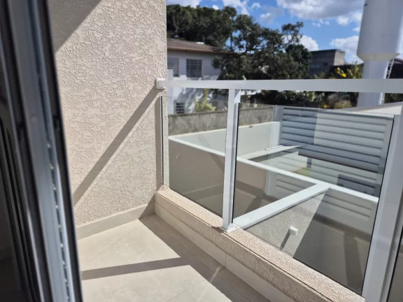 Imagem Casa à venda ou para alugar com 4 quartos, sendo 3 suítes, em Vila Petrópolis, Atibaia - SP