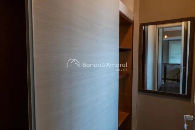 Imagem Localizado em Campinas, este apartamento mobiliado oferece uma experiência de moradia confortável ...