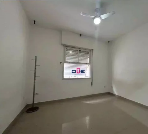 Imagem Kitnet com 1 dormitório à venda, 27 m² por R$ 245.000 - Embaré - Santos/SP