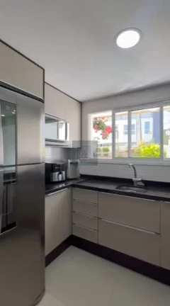 Imagem OPORTUNIDADE no Uberaba - Sobrado com suíte, ático e 3 vagas