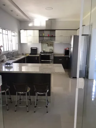 Imagem Parque Residencial São Marcos - Casa-Alto-Padrao-para-Venda-em-Parque-Residencial-Sao-Marcos-Tatui-SP