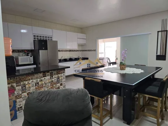 Imagem Casa com 3 dormitórios à venda