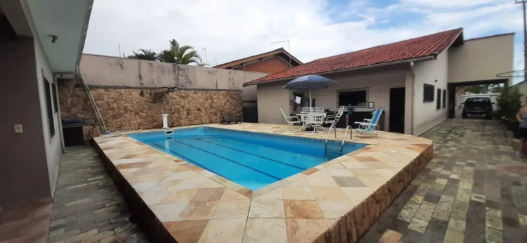 Imagem Casa para Venda em Itanhaém, Cibratel II, 5 dormitórios, 2 suítes, 2 banheiros, 3 vagas
