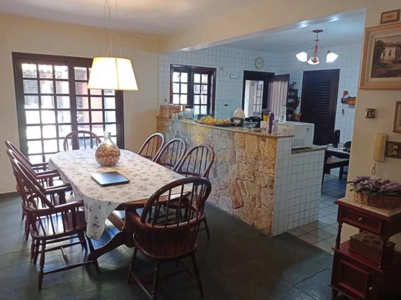 Imagem Casa em Condomínio a Venda no bairro Granja Viana - Cotia, SP