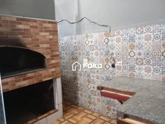 Imagem Salão de esquina no JD Adriana para alugar, 30 m² por R$ 2.087/mês