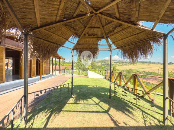 Imagem casa em condomínio com piscina Itatiba