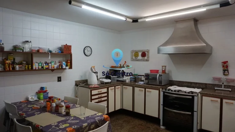Imagem Excelente casa à venda em São Bento, Belo Horizonte - MG. Com 720m² de área total, 5 dormitório...