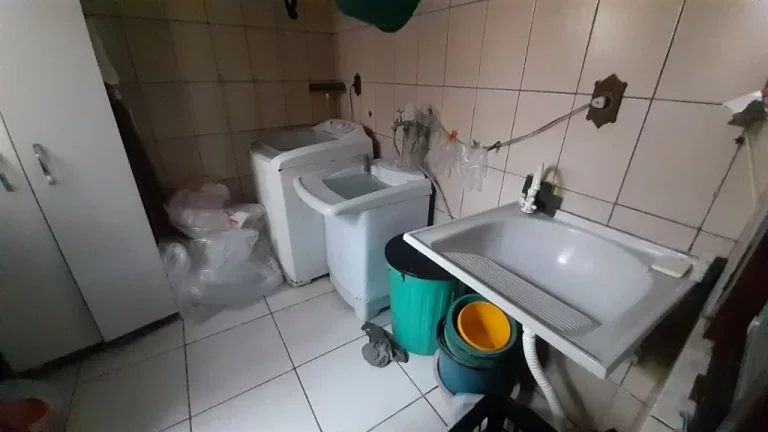 Imagem Casa com 3 dormitórios à venda, 219 m² por R$ 620.000,00 - Vila Romana - Poá/SP