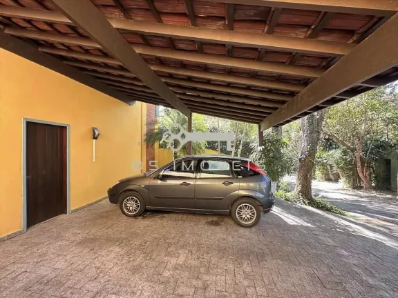 Imagem Grande casa na Fazendinha Granja Viana com 4 dorms/1suíte, piscina, gourmet