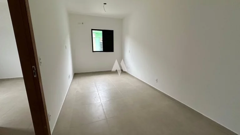 Imagem Sobrado à venda com 3 dormitórios, piscina e churrasqueira na Vila Belmiro em Santos/SP