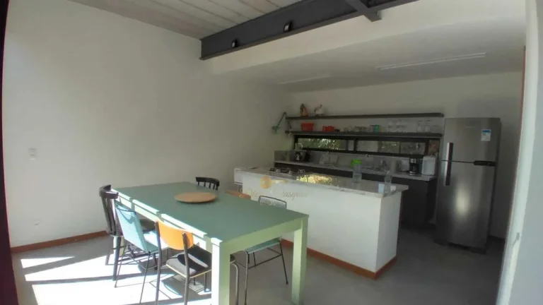 Imagem Casa em Condomínio para Venda em Teresópolis / RJ no bairro Vargem Grande