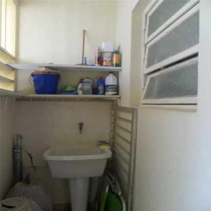 Imagem PITANGUEIRAS- FRENTE AO MAR COM VISTINHA LATERAL , EXCELENTE APARTAMENTO.