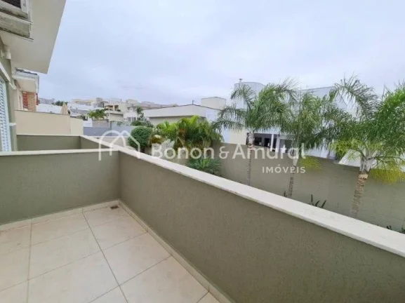 Imagem Casa à venda no condomínio Swiss Park. 3 quartos e 3 suítes, 220m²