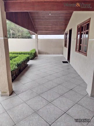 Imagem Casa para Venda em São José dos Pinhais, Ipê, 4 dormitórios, 2 banheiros, 2 vagas