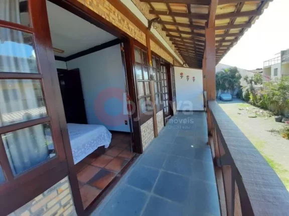 Imagem Casa com 3 dormitórios à venda, 105 m² por R$ 350.000,00 - Peró - Cabo Frio/RJ