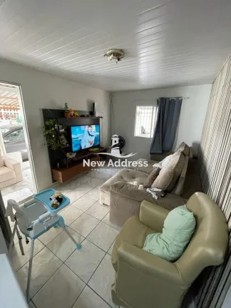 Imagem Casa com 2 Quartos à Venda no Bairro Tiradentes - Cariacica/ES